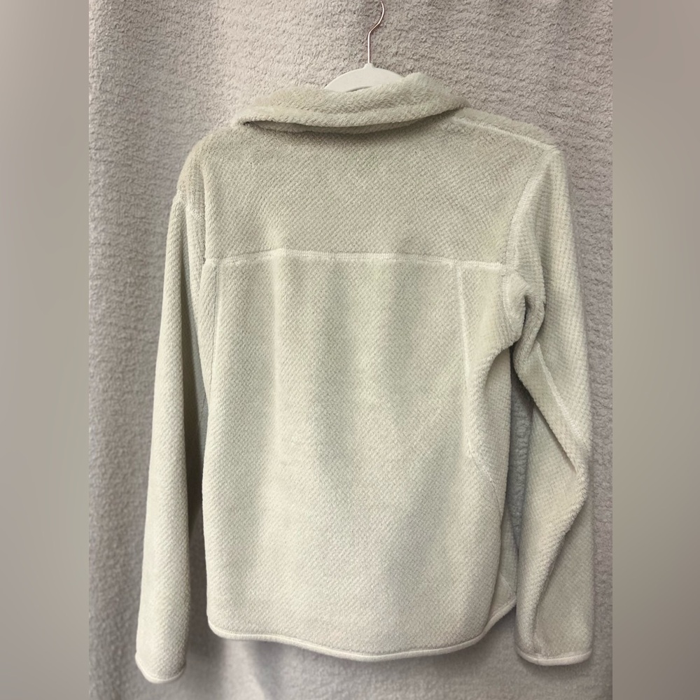 Patagonia Pullover - image 2